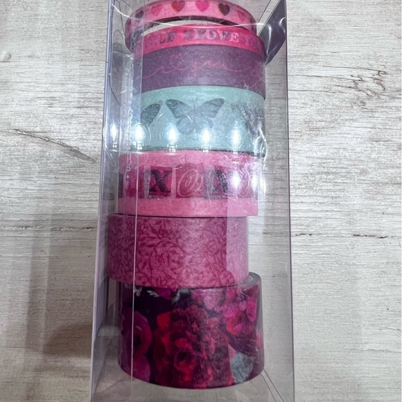 Scrapbooking 7 rolls of washi tape and matching die cut paper pieces NWT - Picture 3 of 7